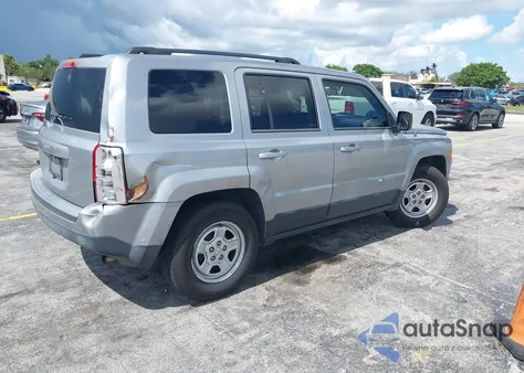 2015 Jeep Patriot Sport z USA, uszkodzony, nr VIN 1C4NJPBA5FD125997